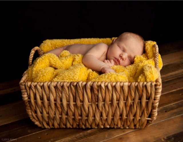 Beautiful newborn baby photograph. Baby:Summer Emerson Alders